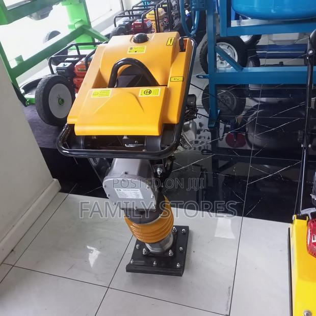 Tamping Rammer (HISAKI)