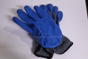 Diamond Grip Blue/Grey Gloves - thumbnail 2