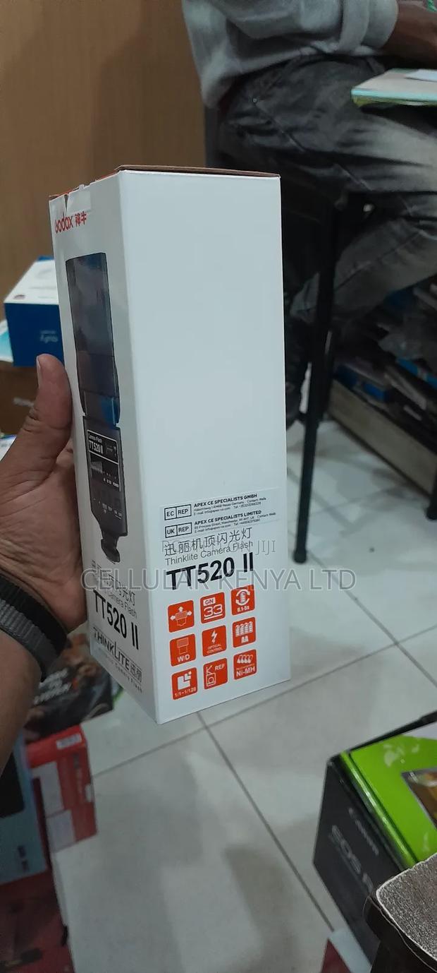 Godox TT520II Camera Speedlite - thumbnail 2