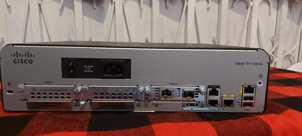 CISCO 1900 Series 1941 - thumbnail 2