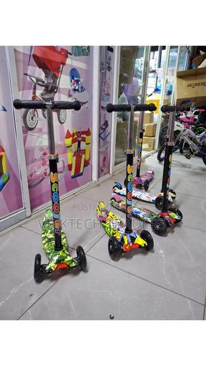 Graffiti Scooters - thumbnail 2