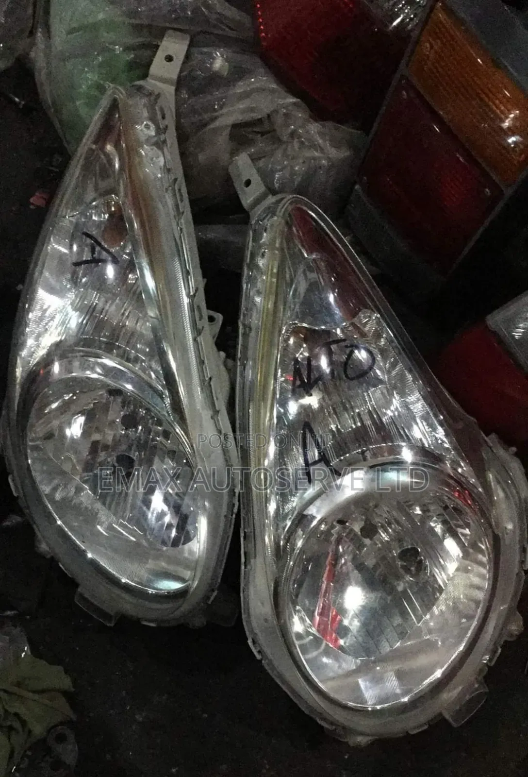 Headlight Suzuki Alto 2010/2012
