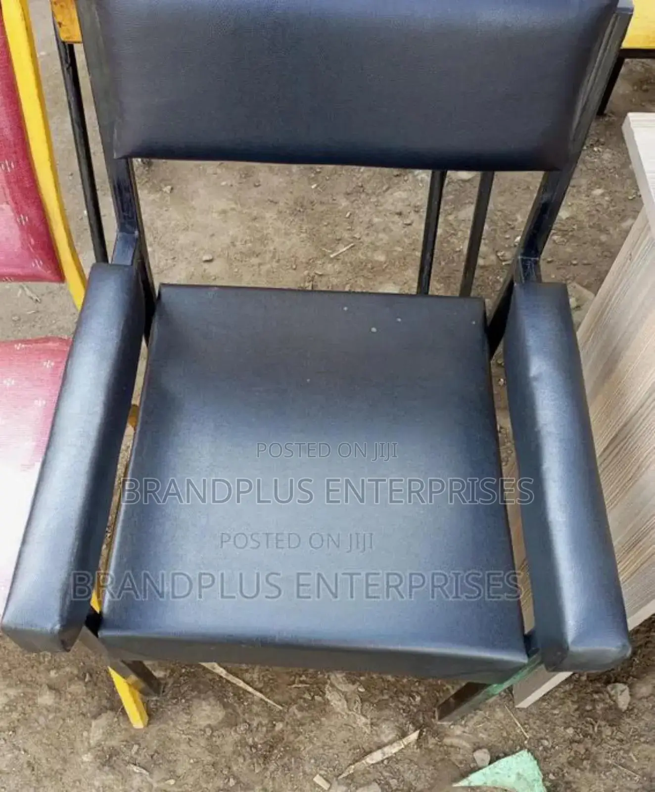 Armrest Caterina Chair