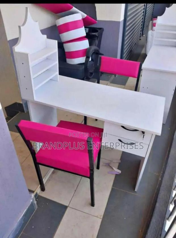 Manicure Table Set - main view