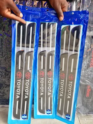 Carbon Finish 4pc Toyota Cars Door Edge Foot Scratch Sticker
