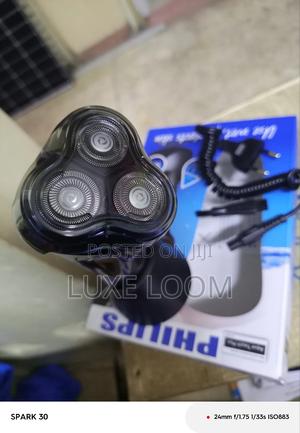 Philips Smoother/Rechargeable Shaver - main view