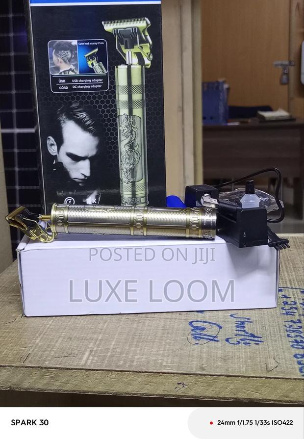 Professional Clipper/Hair Trimmer - main view