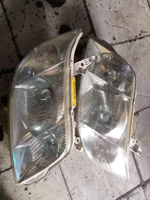 Headlight Nze 2005 Xenon