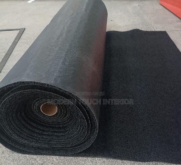Elegant Large Black PVC Spaghetti Carpet