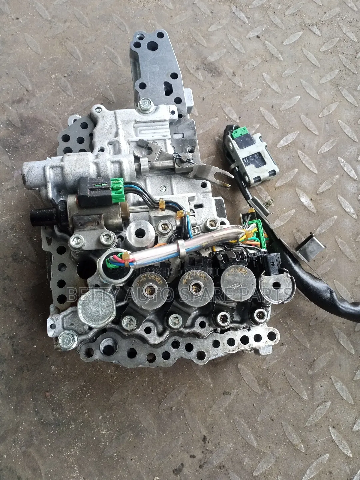Nissan X Trail MR 20 Gearbox Valve Body