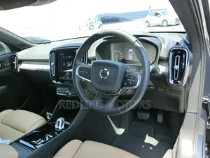 Volvo XC40 2018 Gray