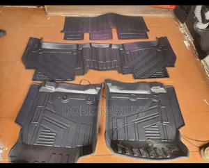 V8 Floor Mats