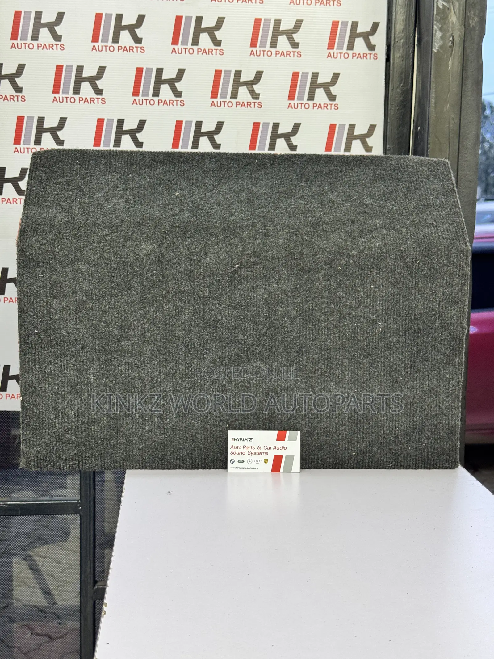 Car Trunk Single Breather Cabinet for 12 Inch Subwoofer