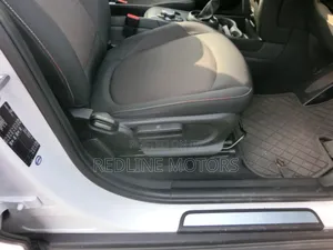 Mini Hatch 2018 White