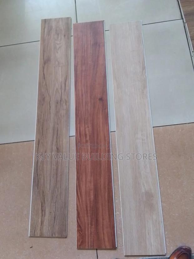 SPC Flooring Boards/Panels - thumbnail 2