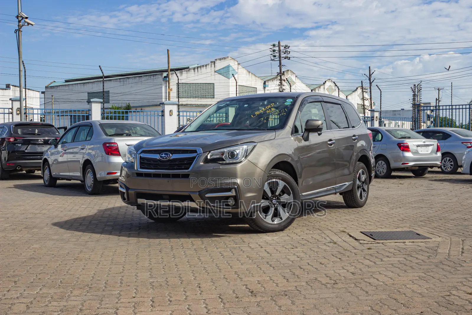 Subaru Forester 2.5i Touring AWD 2017 Gold