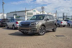 Subaru Forester 2.5i Touring AWD 2017 Gold