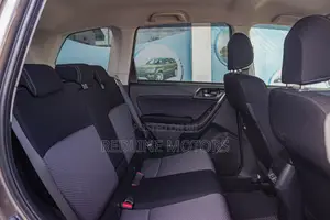 Subaru Forester 2.5i Touring AWD 2017 Gold