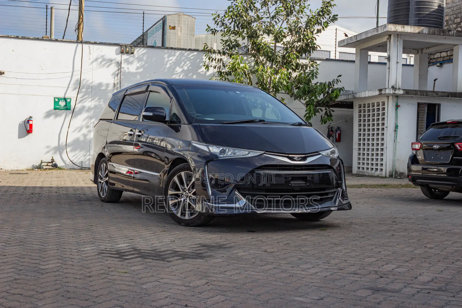Toyota Estima 2017 Black
