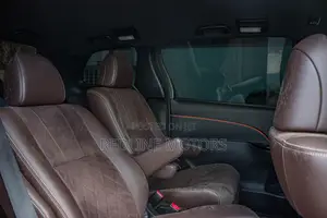 Toyota Estima 2017 Black