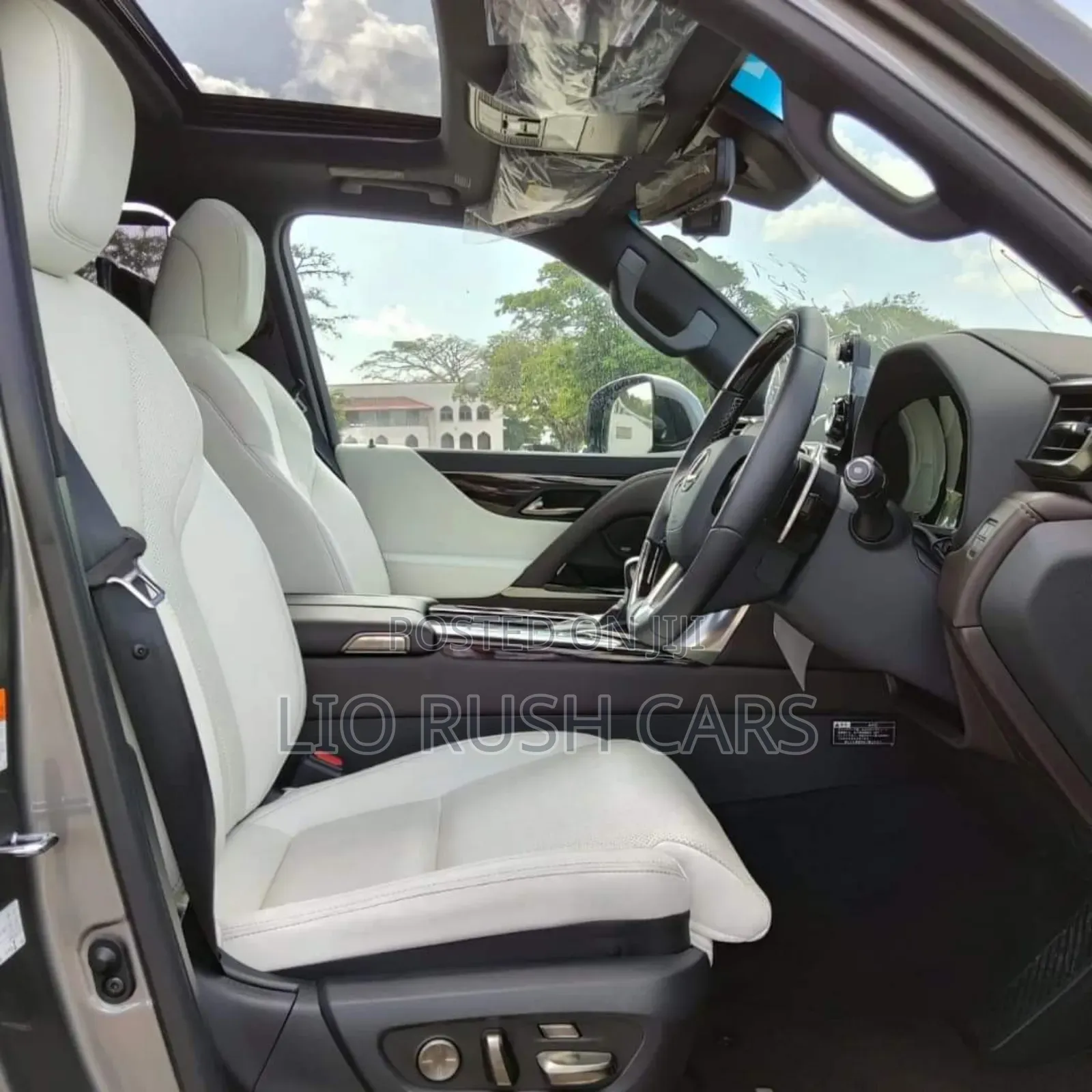 Lexus LX 2019 Gray