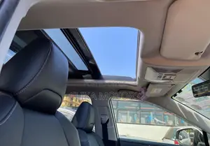 Toyota RAV4 2018 Pearl