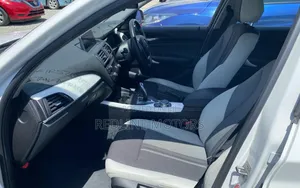 BMW 118i 2017 Pearl