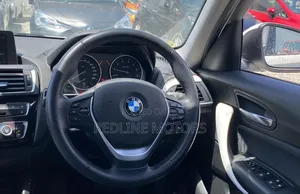 BMW 118i 2017 Pearl