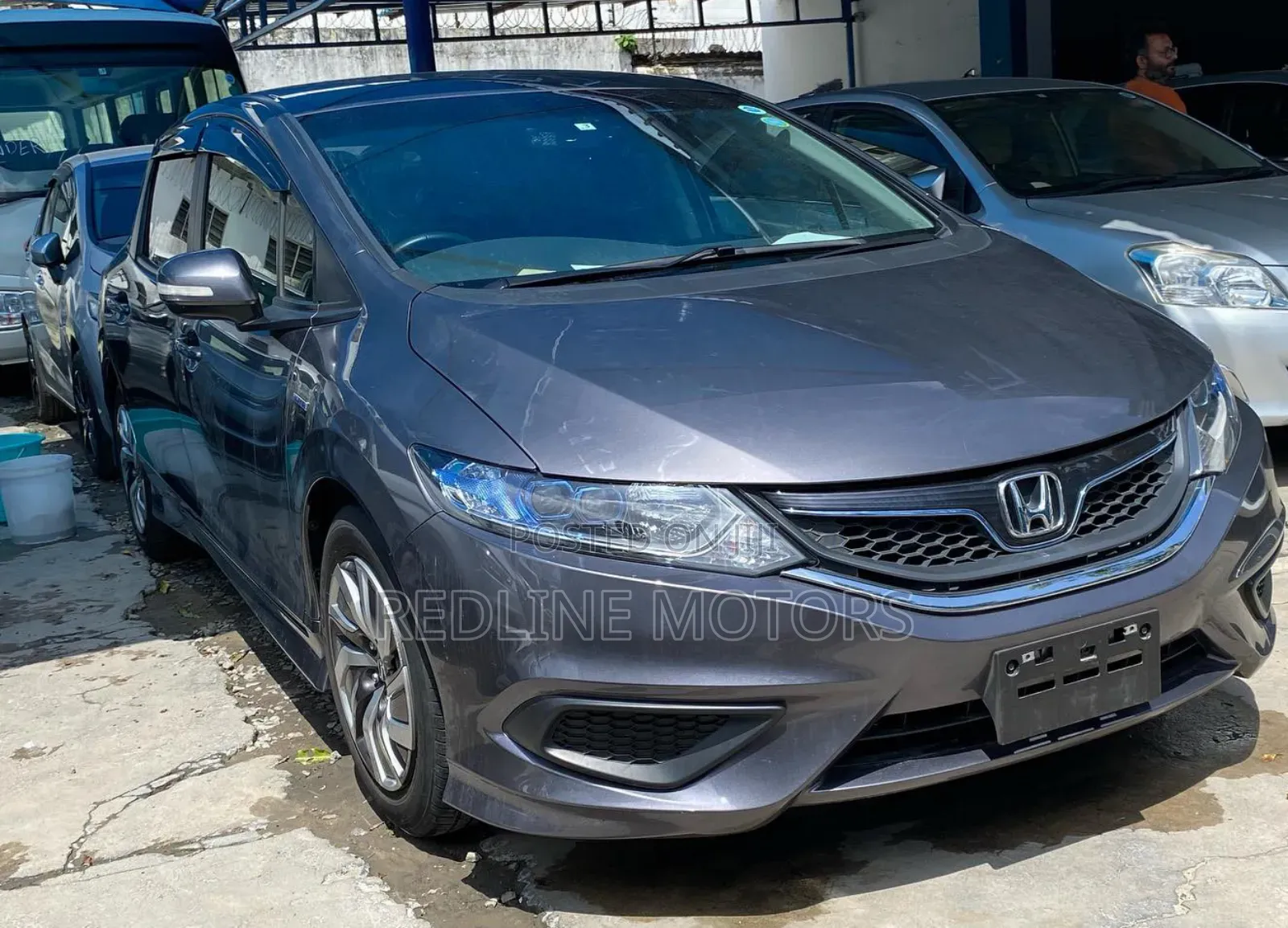 Honda Jade 2017 Silver