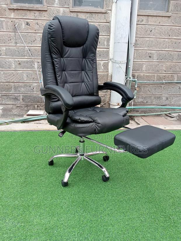 Executive Office Chair With Footrest - main view