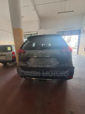 Nissan X-Trail 2.0 Petrol AWD 2017 Gray