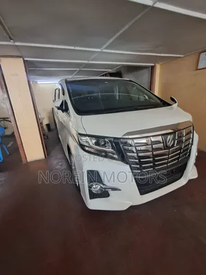 Toyota Alphard 2.5 Petrol AWD 2017 White