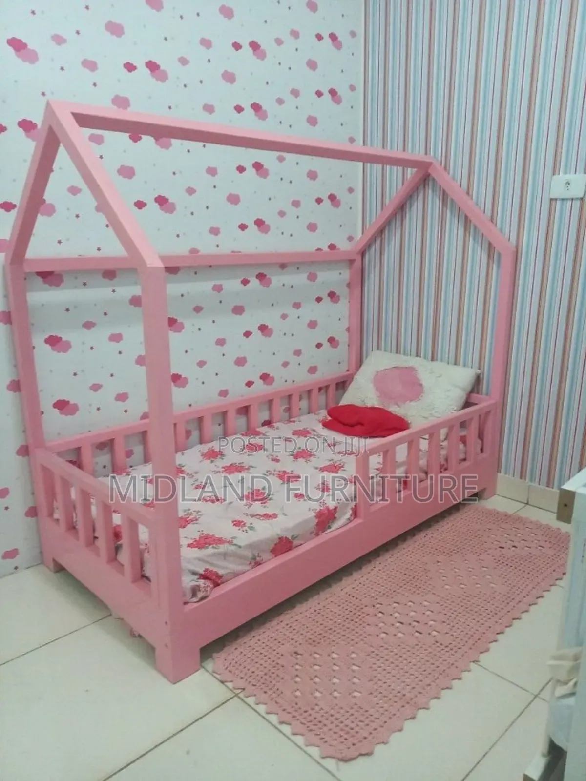 Children Beds With House Theme