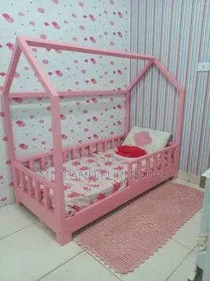 Children Beds With House Theme
