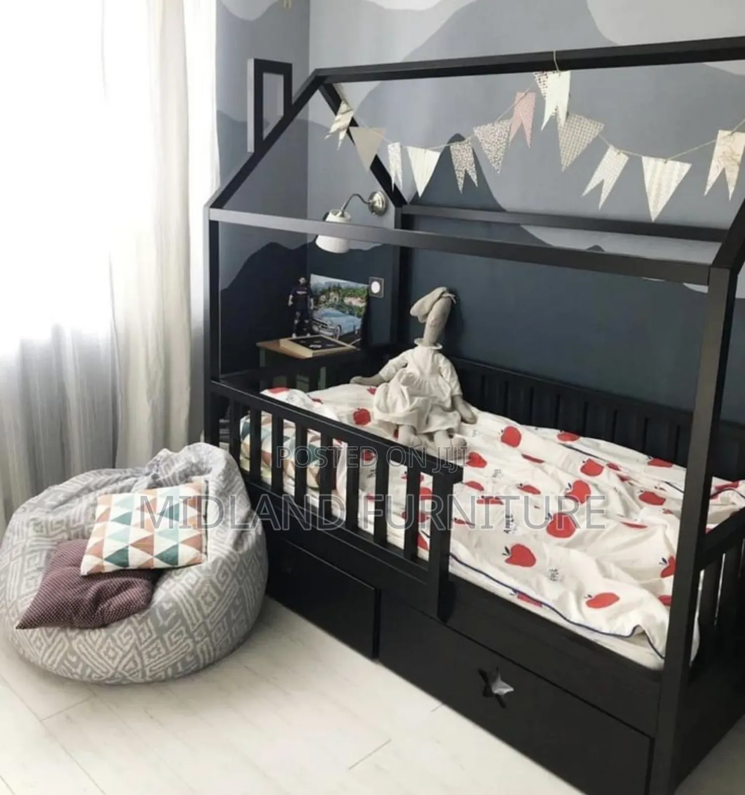 Children Beds With House Theme