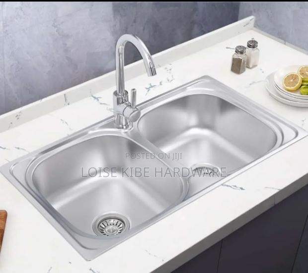 High Quality Kitchen Sink Available