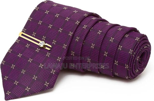 Lilac Men's Tie With Pocket Square - main view