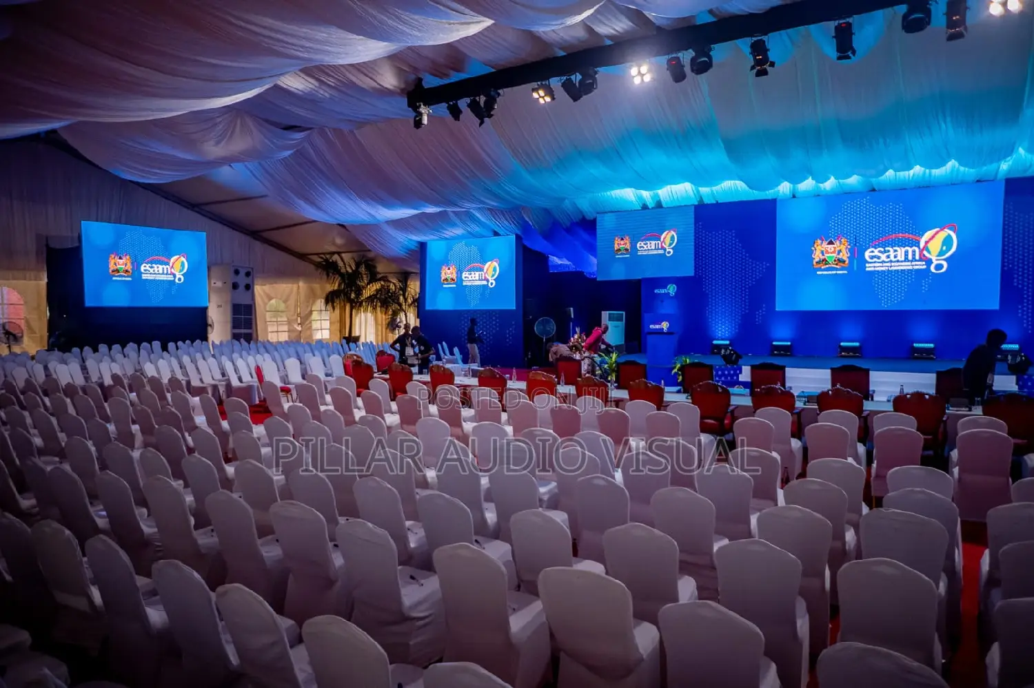 Dressed Plastic Seats, Screens Led Panels Screens