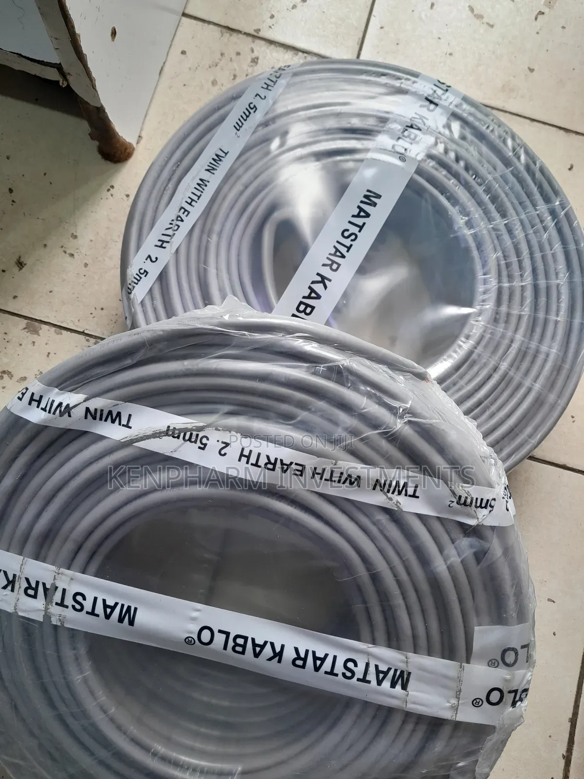 2.5mm Twin With Earth, 3-Core, 90mts; Mt041