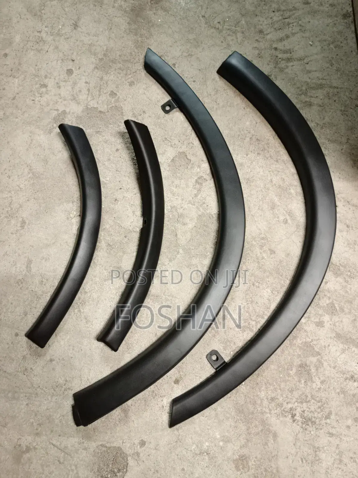 Bumper and Fender Moulding Mitsubishi Outlander