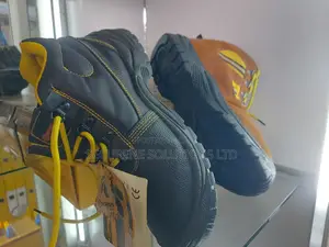 Hi-cut Safety Shoes