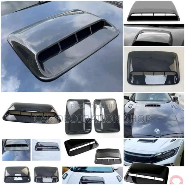 Bonnet Plastic Self Adhesive Hood Scoop in Gloss Black