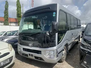 Toyota Coaster 2017 Silver