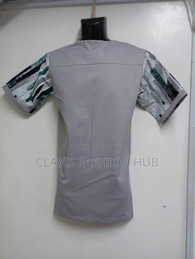 Light Grey Short Sleeved Shirt - thumbnail 2