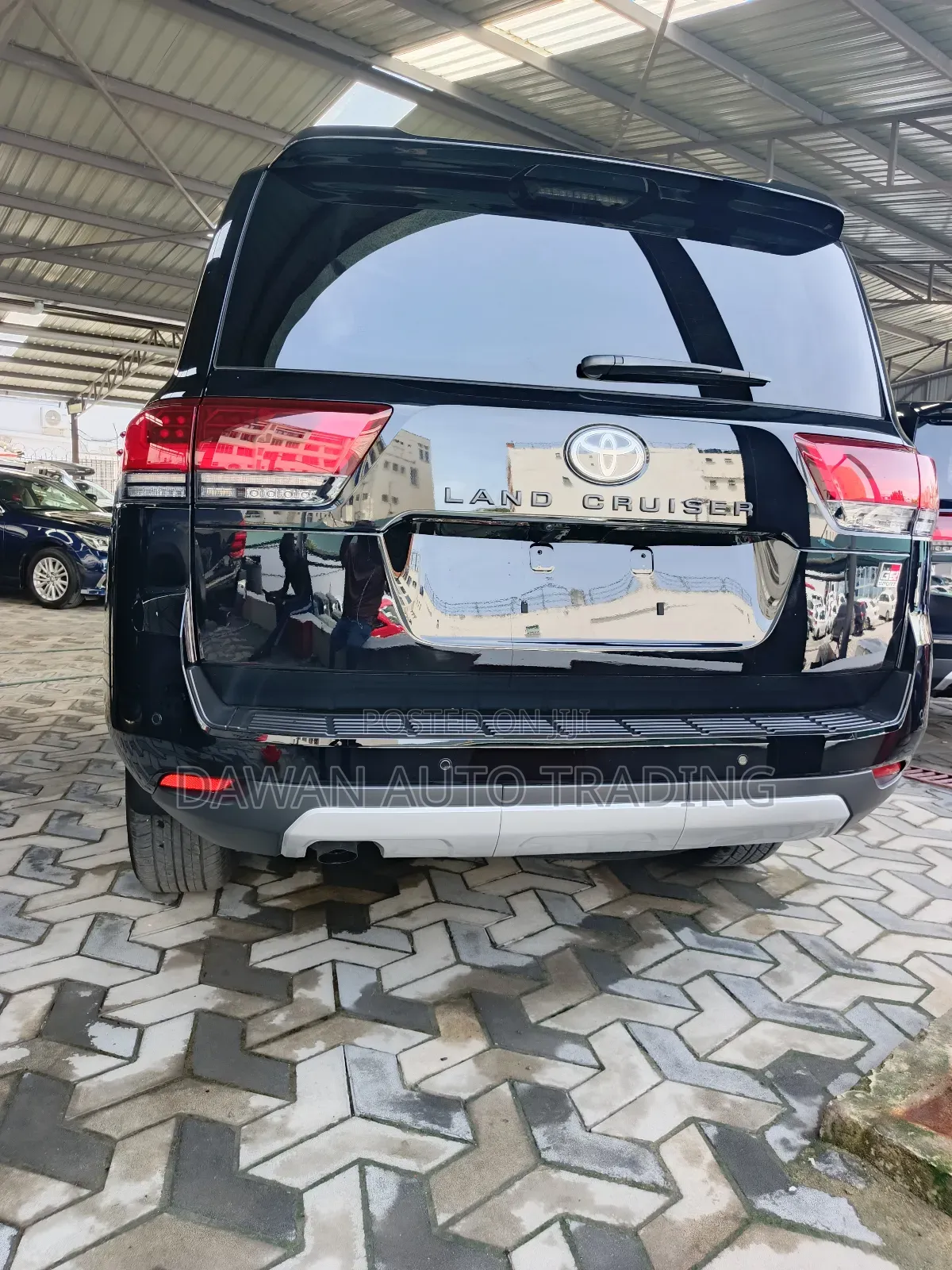 Toyota Land Cruiser 3.3 Diesel 4WD 2021 Black