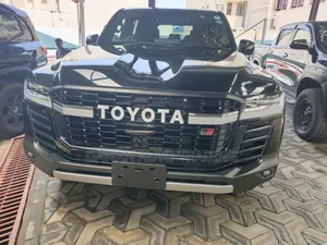 Toyota Land Cruiser 3.3 Diesel 4WD 2021 Black