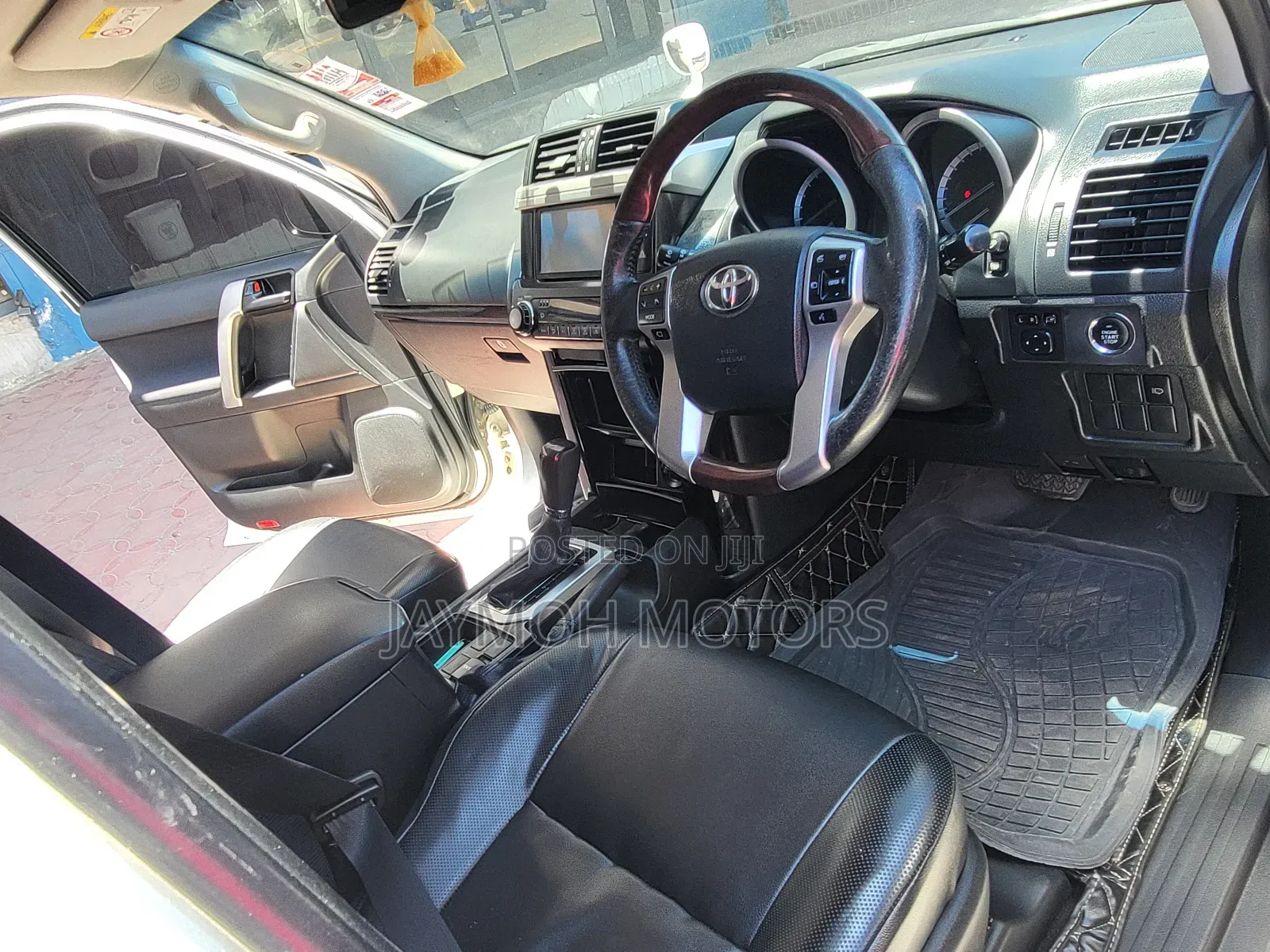 Toyota Land Cruiser Prado 2016 White