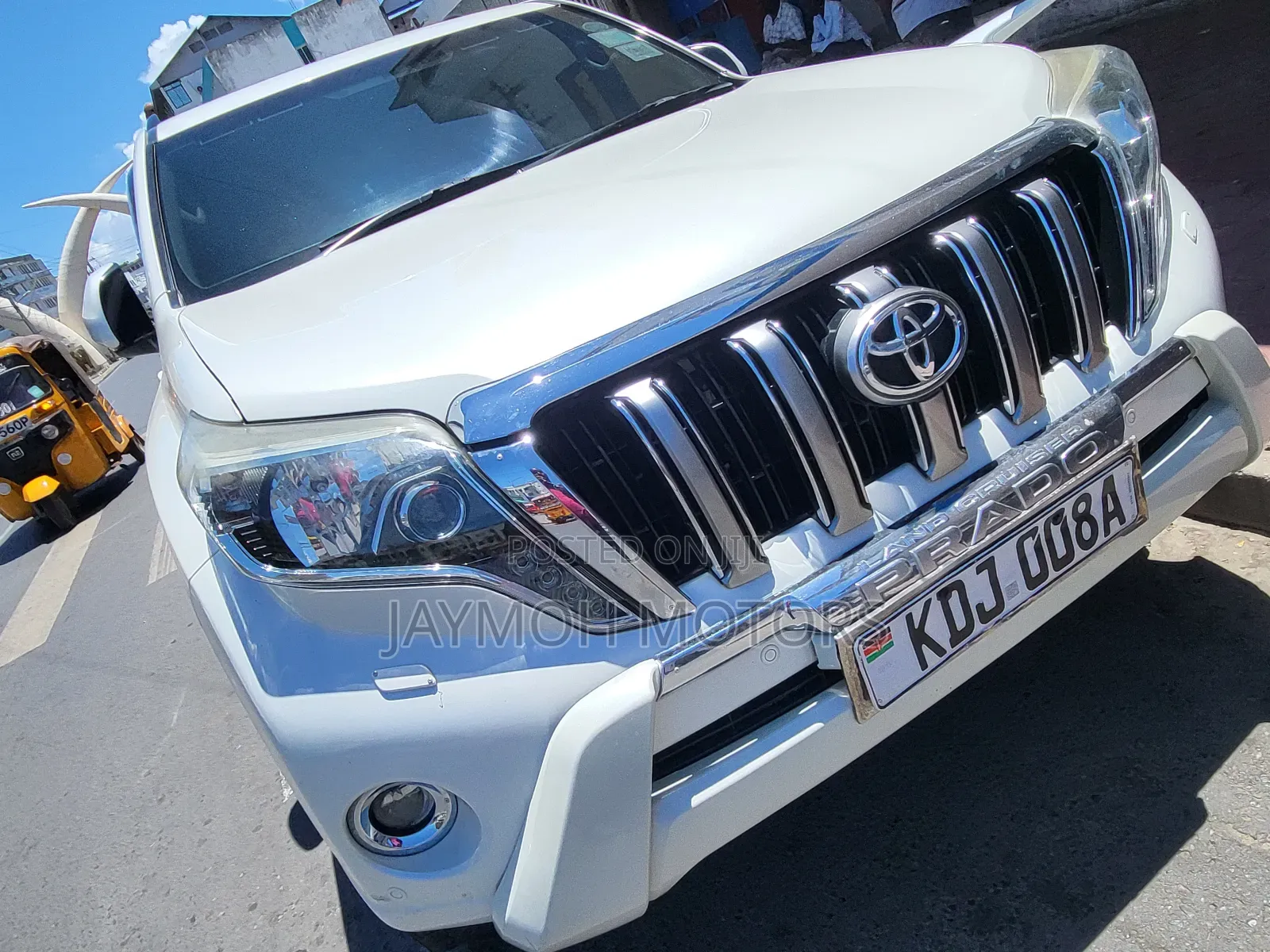 Toyota Land Cruiser Prado 2016 White
