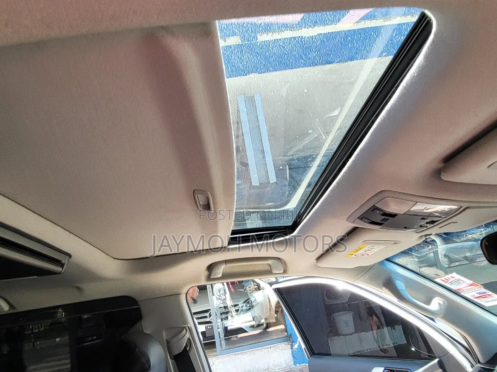 Toyota Land Cruiser Prado 2016 White