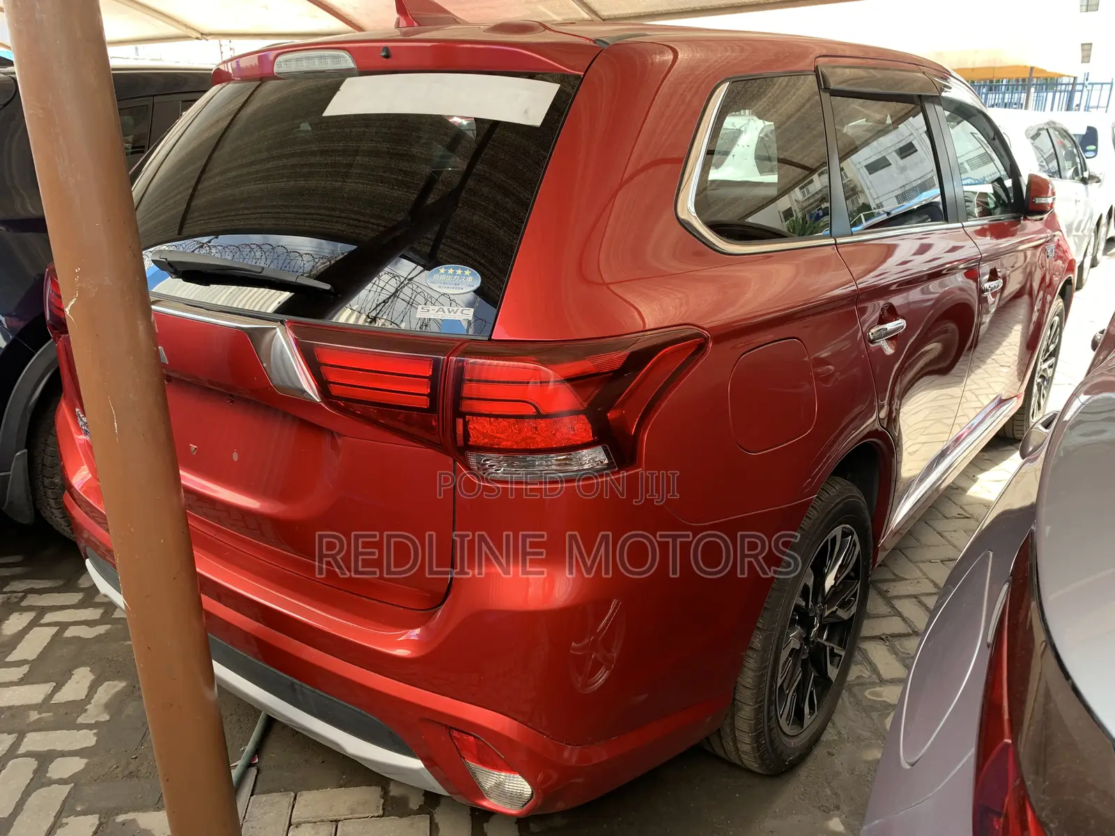 Mitsubishi Outlander 2.4 PHEV AWD 2017 Red